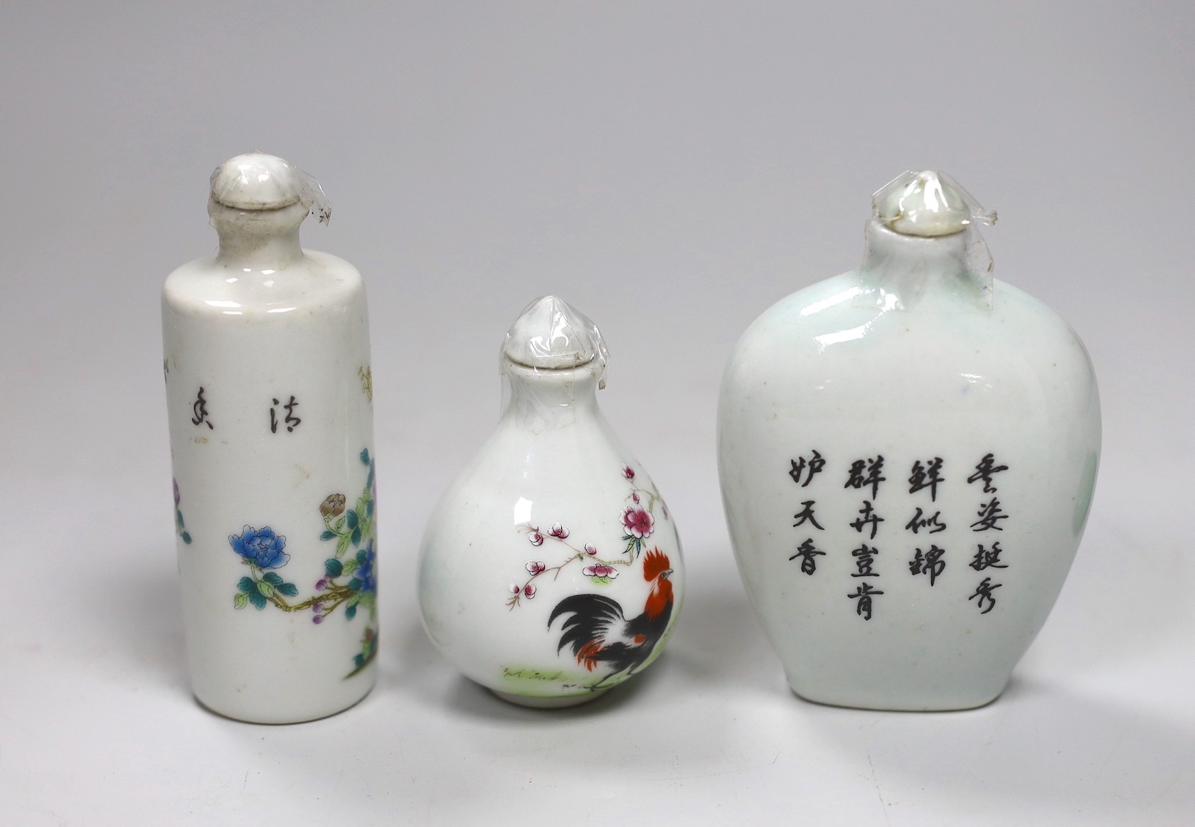 Six assorted Chinese snuff bottles, Tallest 13.5 cm